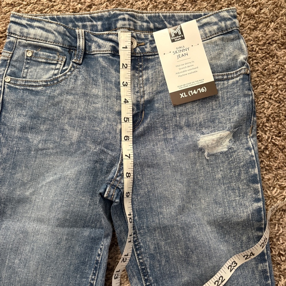 Girls Stylish Light Blue Skinny Jeans - Picture 4 of 12